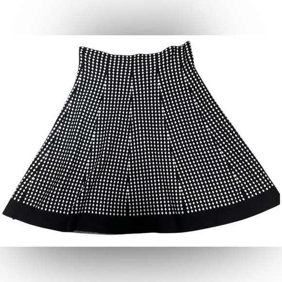MAX STUDIO Printed Black Polka Dot mini Skirt Knit Flair Size Med/Large Holiday - Picture 3 of 12